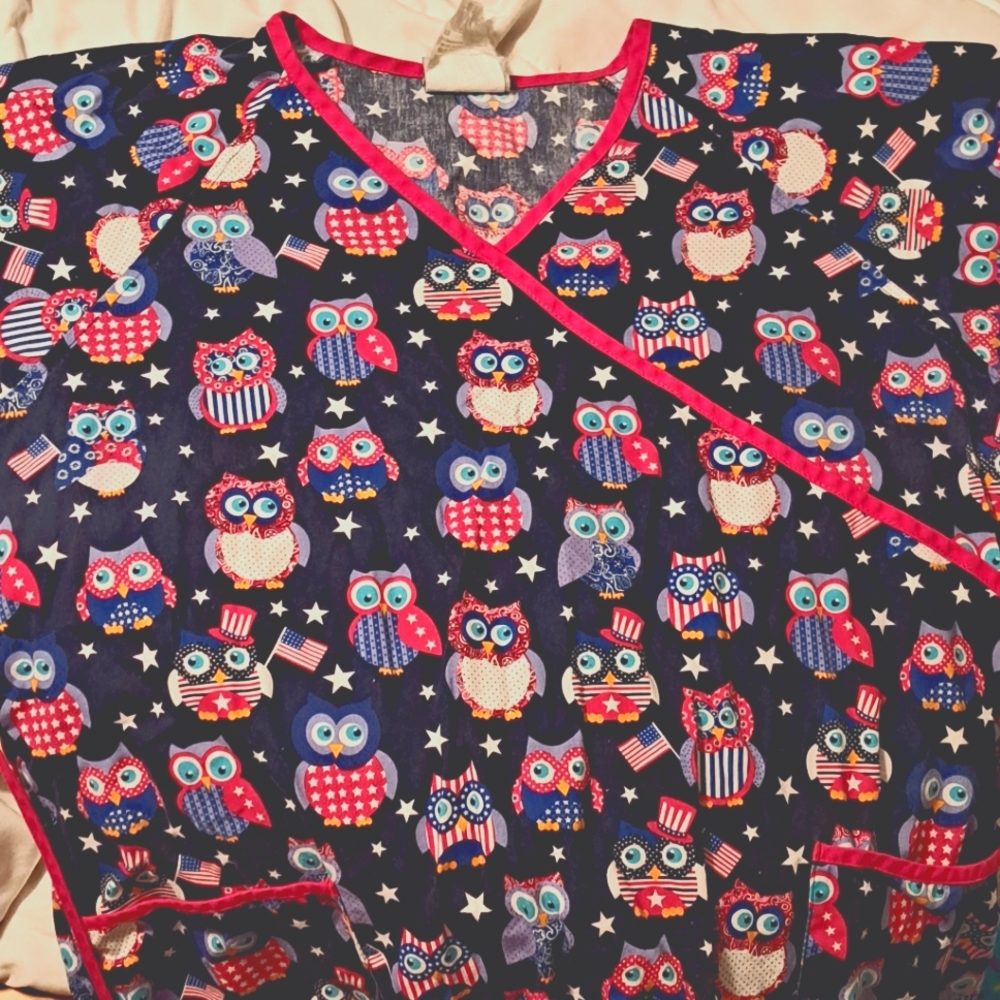 Scrub top
